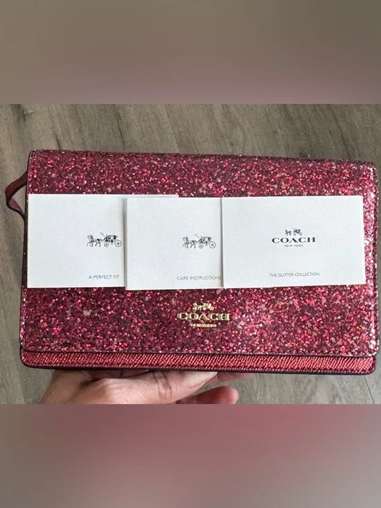 Coach Hayden  Crossbody Clutch in Ruby glitter NWOT - Picture 3 of 16